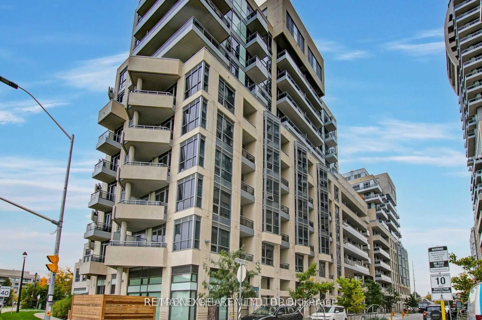 9199-yonge-street-richmond-hill-ontario-n13552006