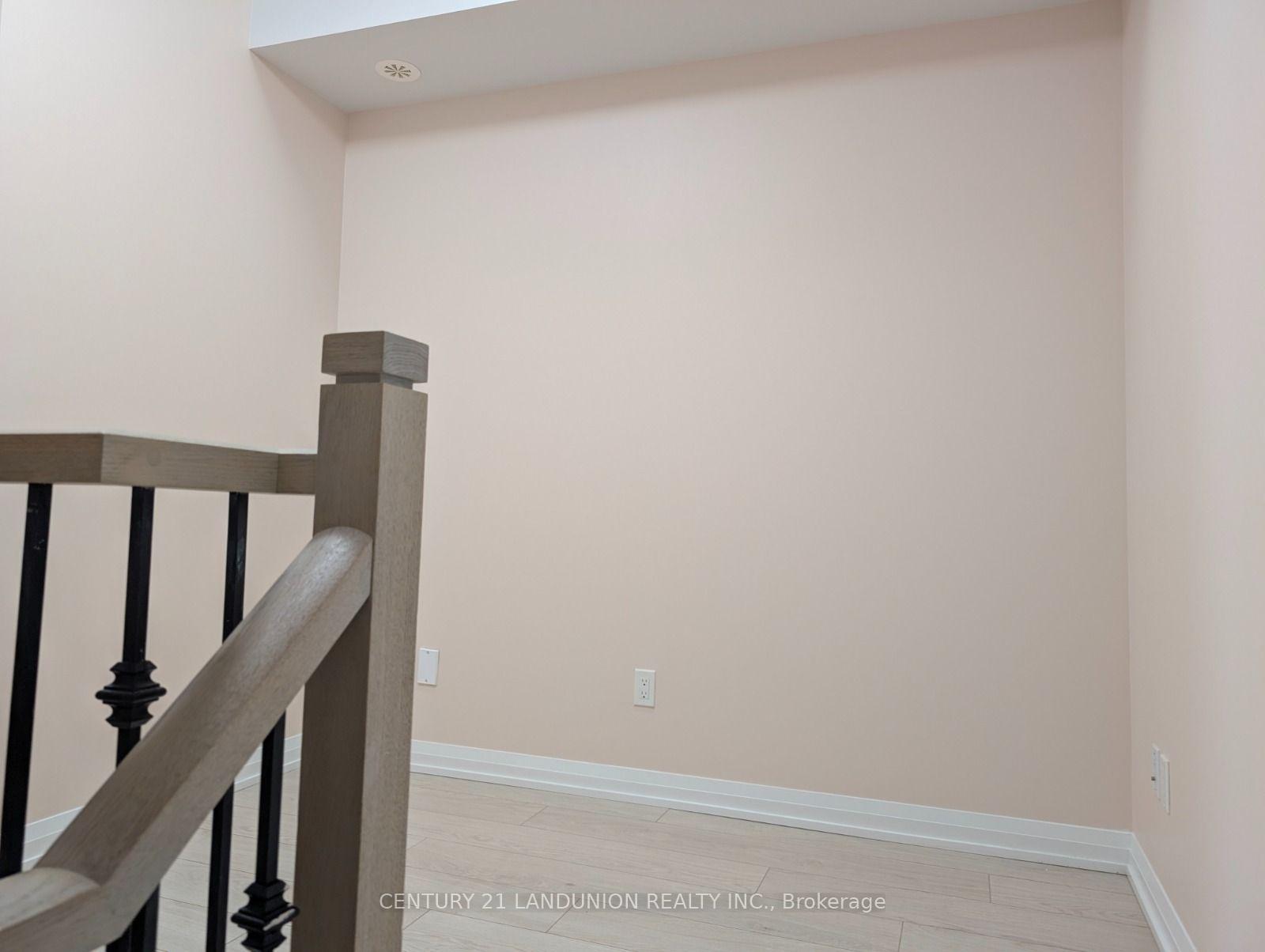1050-portage-parkway-vaughan-ontario-n13552232
