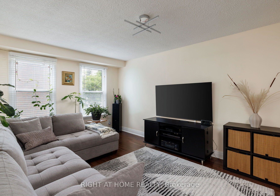 1994-john-st-street-markham-ontario-n13552256