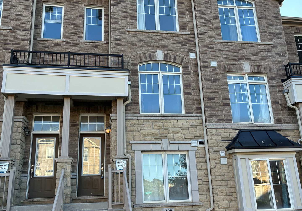 300-delray-drive-markham-ontario-n13552376