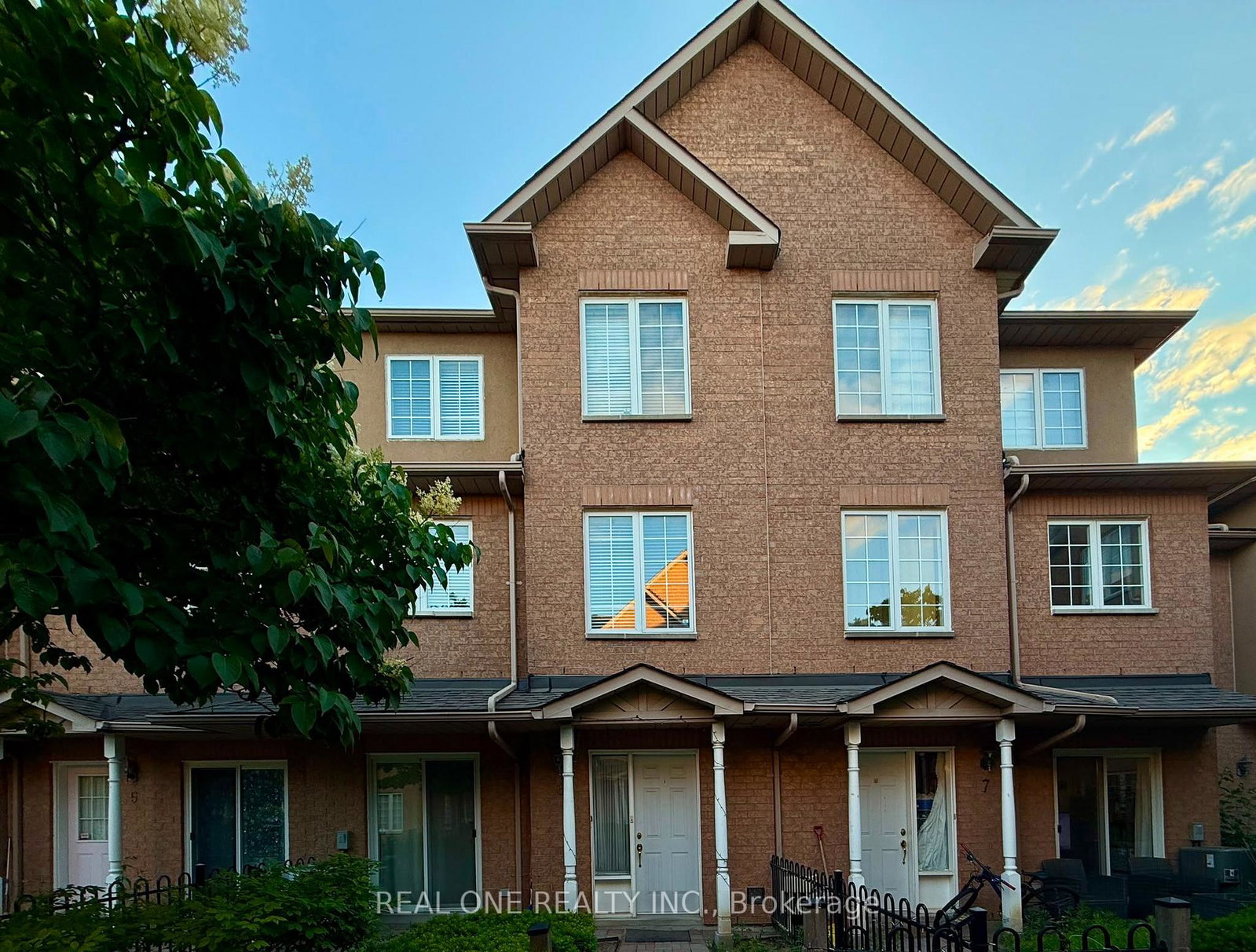 12-st-moritz-way-markham-ontario-n13552400