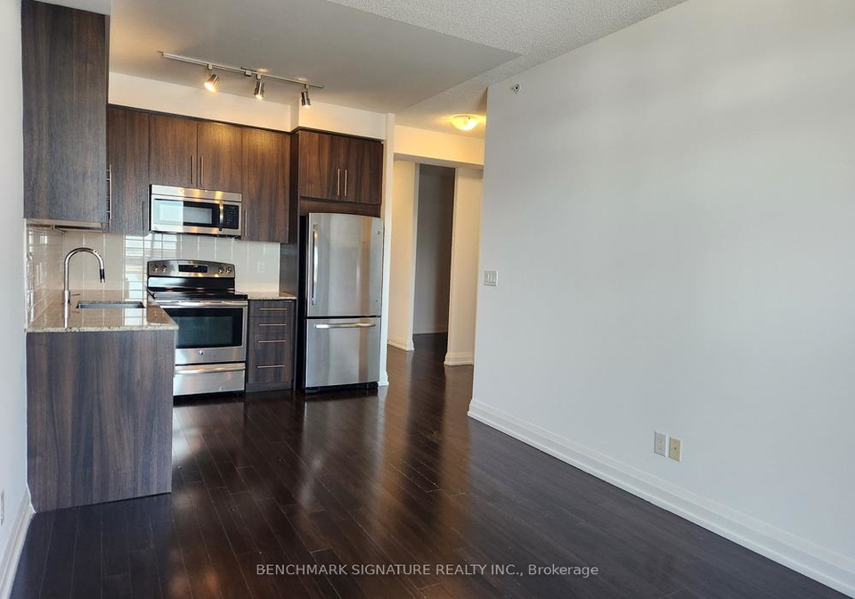 7161-yonge-street-markham-ontario-n13552444