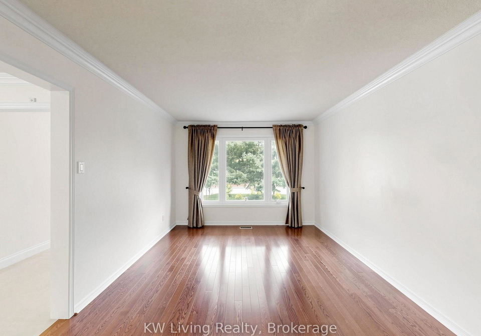 33-southgate-crescent-richmond-hill-ontario-n13552658