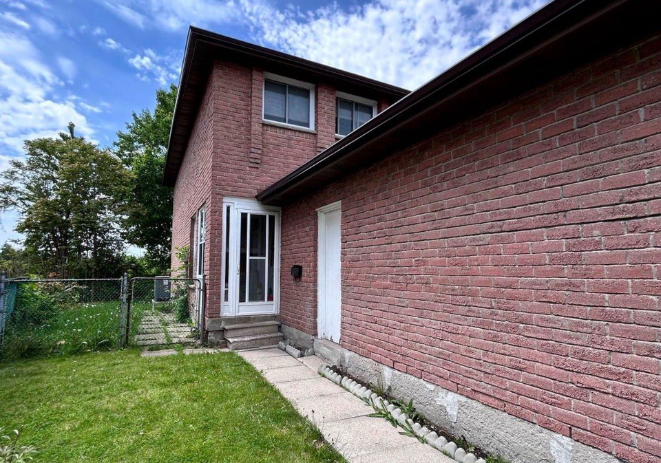 54-tiffany-crescent-markham-ontario-n13552762