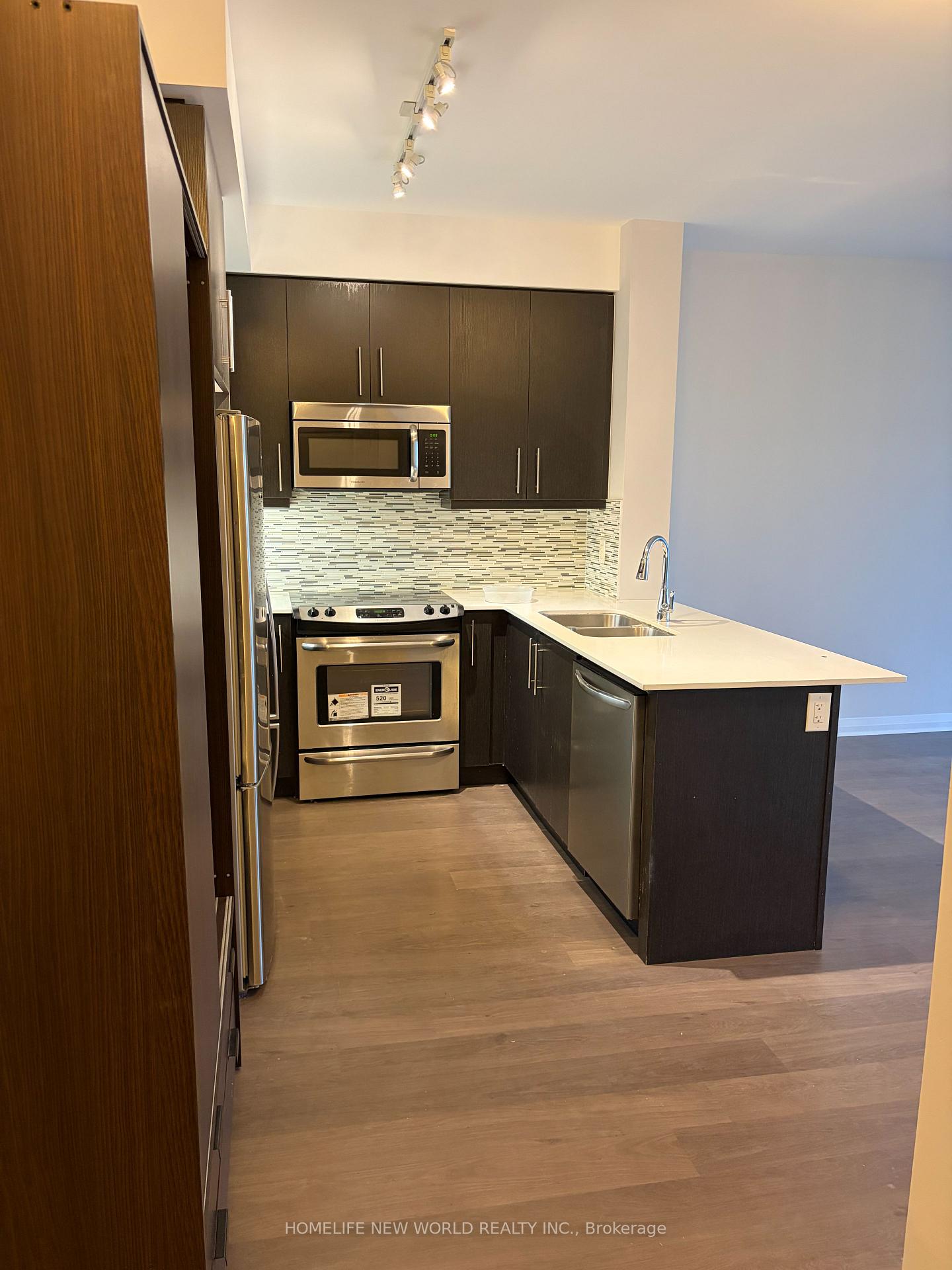 55-oneida-crescent-richmond-hill-ontario-n13553016