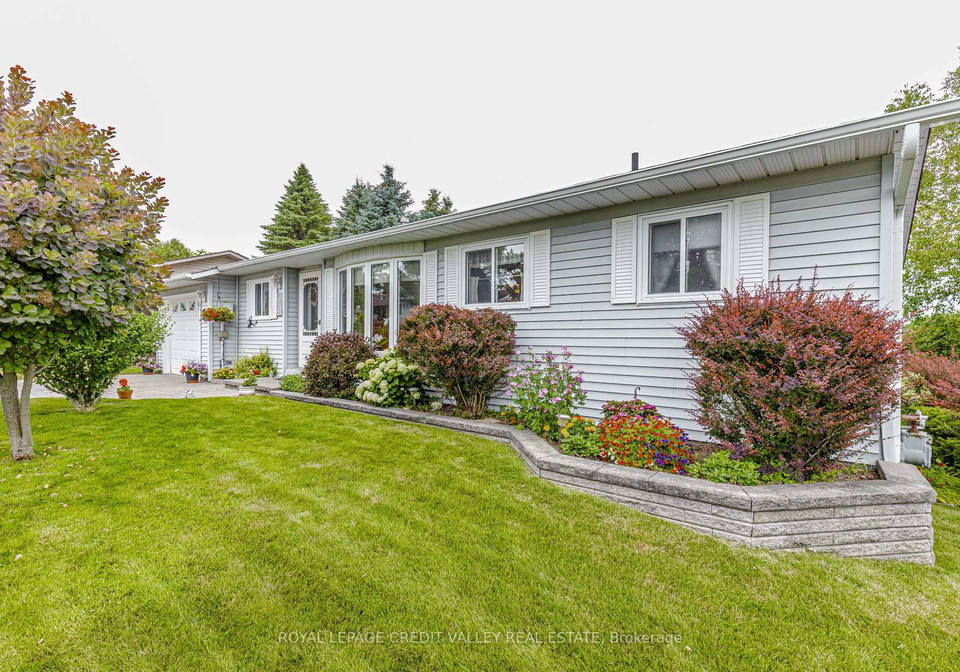118-tecumseth-pines-drive-new-tecumseth-ontario-n13553454
