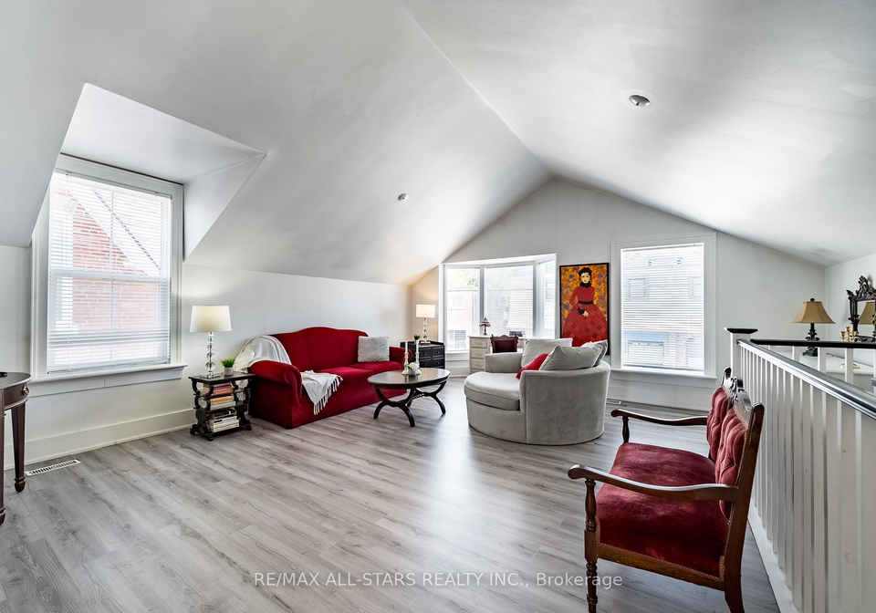 6395-main-street-whitchurch-stouffville-ontario-n13553640