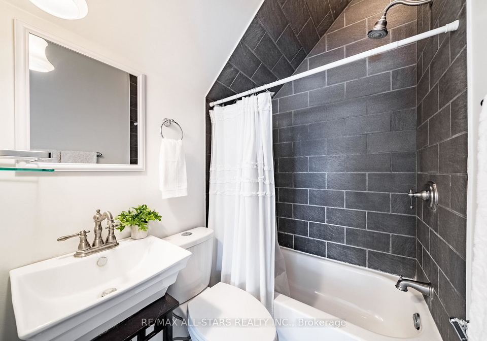 6395-main-street-whitchurch-stouffville-ontario-n13553640