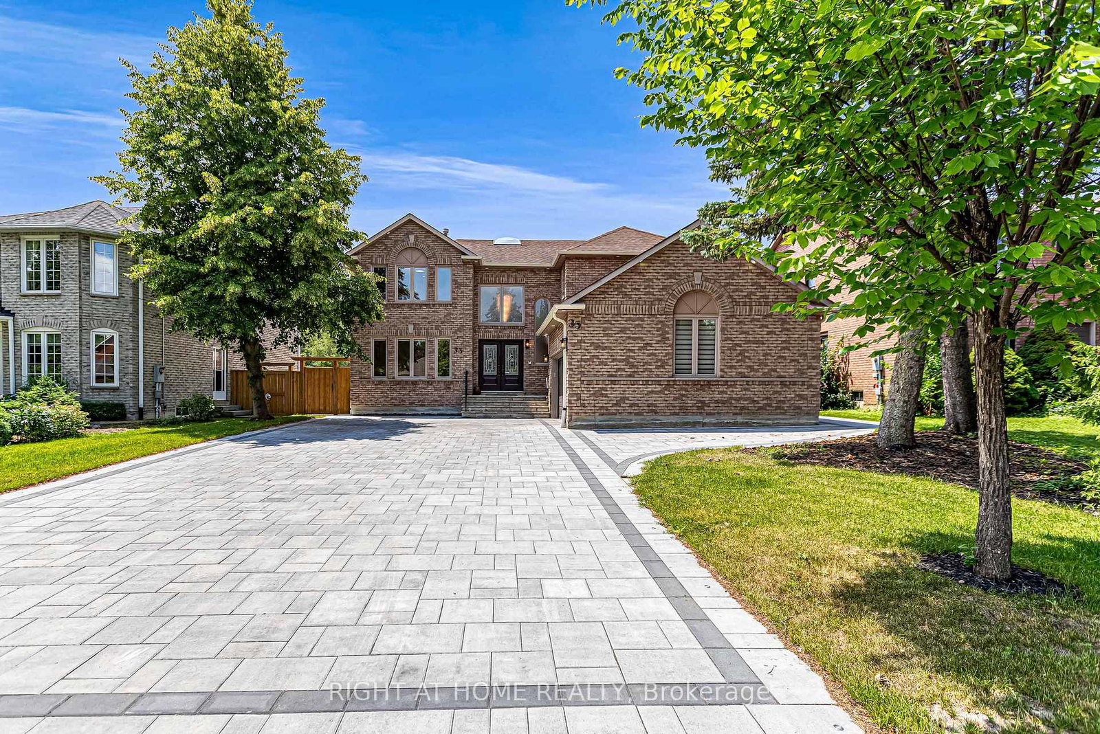 35-harmony-hill-crescent-richmond-hill-ontario-n13553728