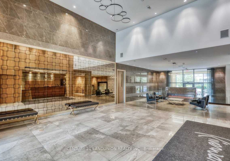 28-uptown-drive-markham-ontario-n13553764