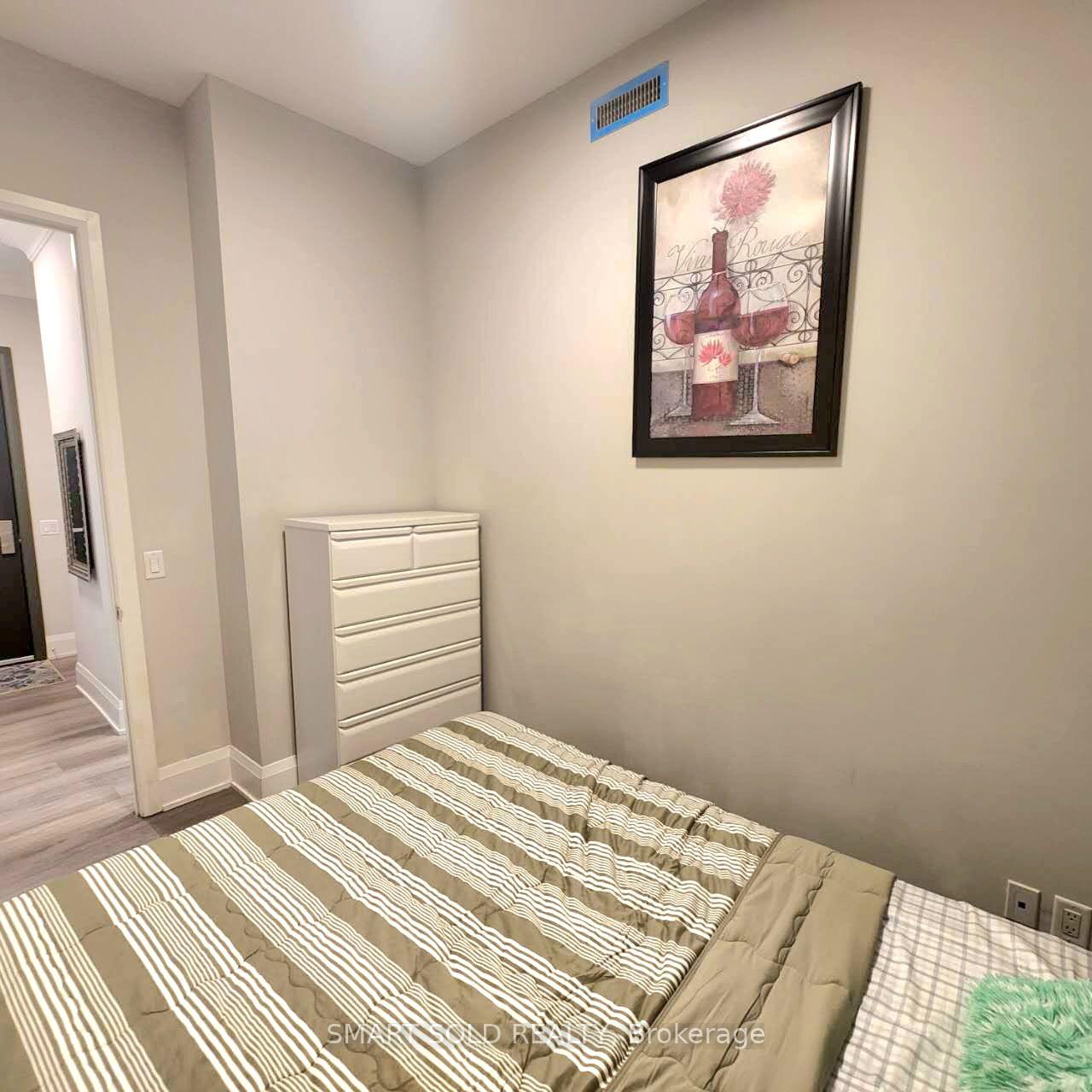 8-water-walk-drive-w-markham-ontario-n13553822