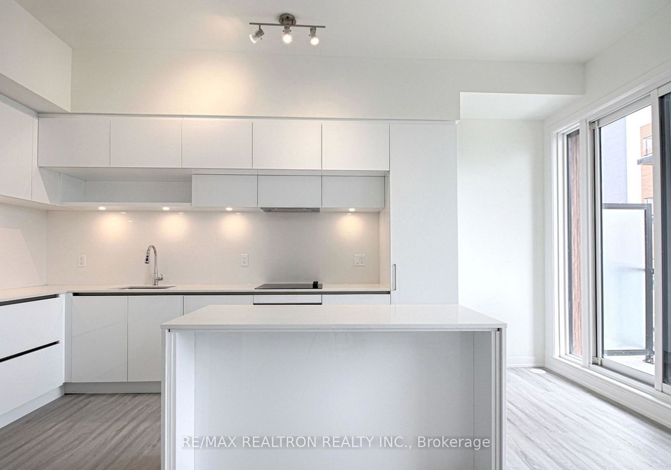 15-david-eyer-road-richmond-hill-ontario-n13553848