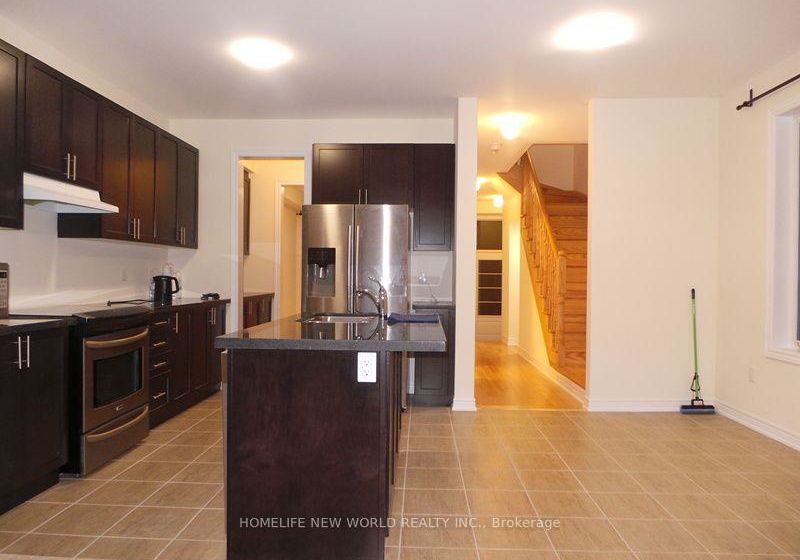 29-applegate-drive-east-gwillimbury-ontario-n13554770