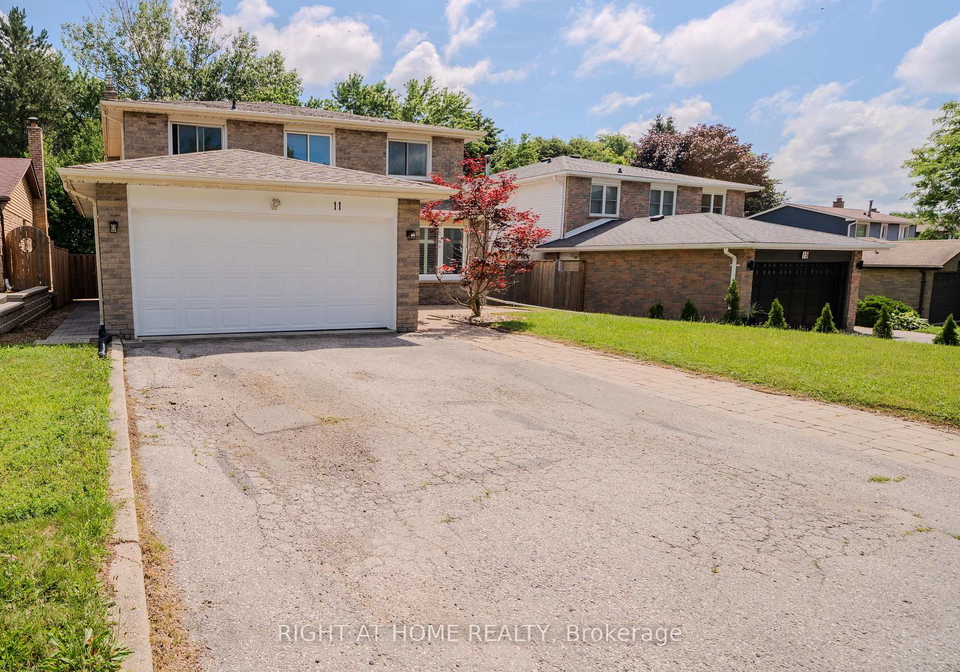 11-carlson-drive-newmarket-ontario-n13554966