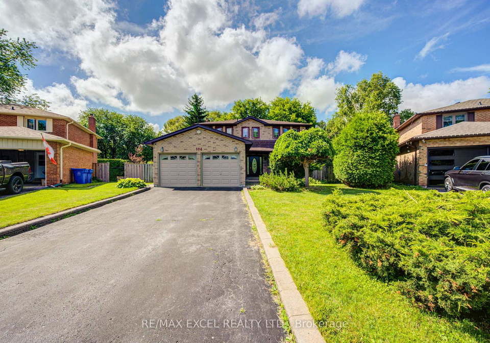 104-lambeth-court-newmarket-ontario-n13554986
