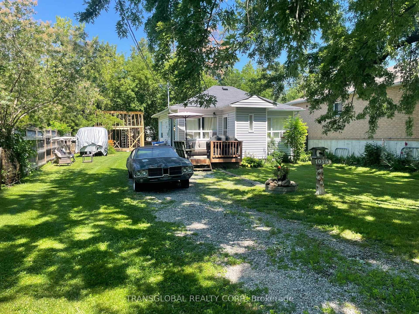 1014-barton-avenue-georgina-ontario-n13555036