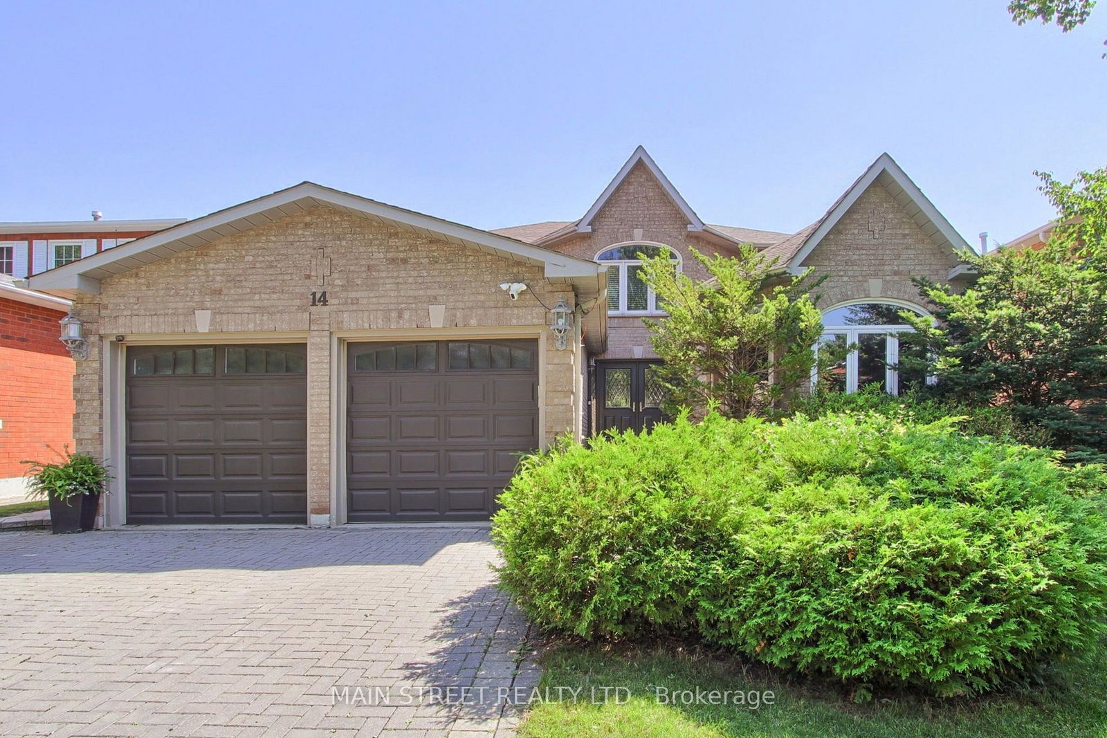 14-mcgee-crescent-aurora-ontario-n13555316