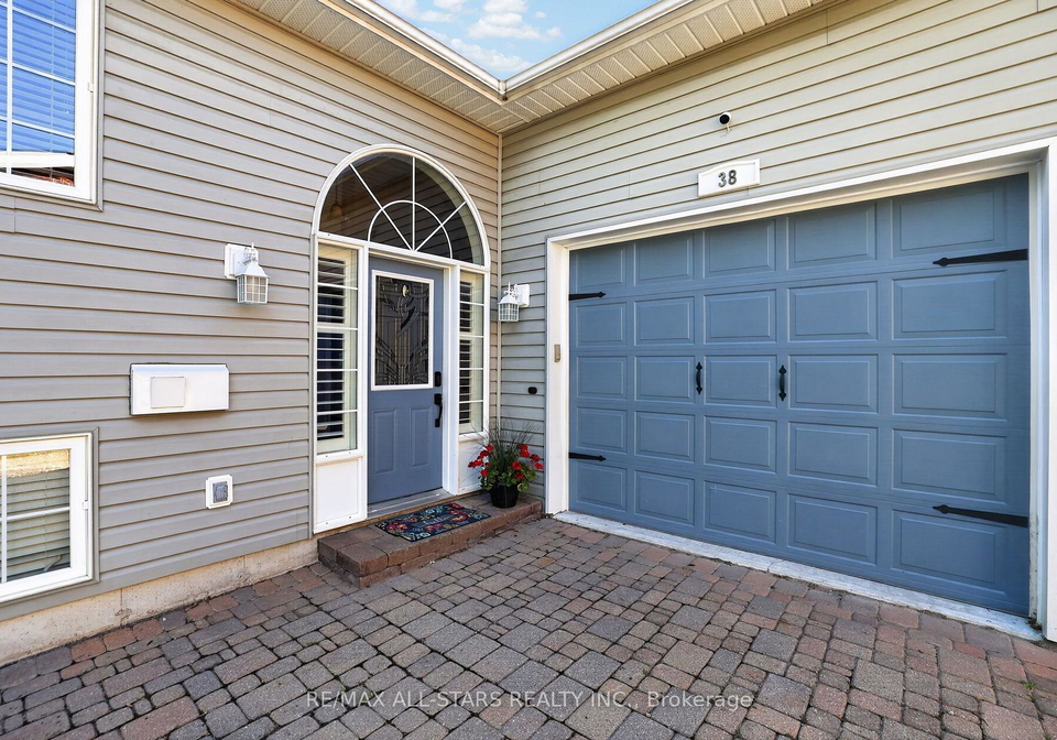 38-evelyn-avenue-georgina-ontario-n13555338