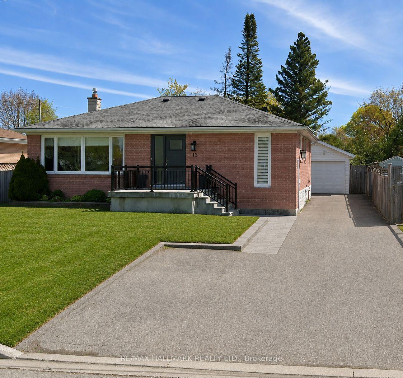 13-patrick-drive-aurora-ontario-n13555346