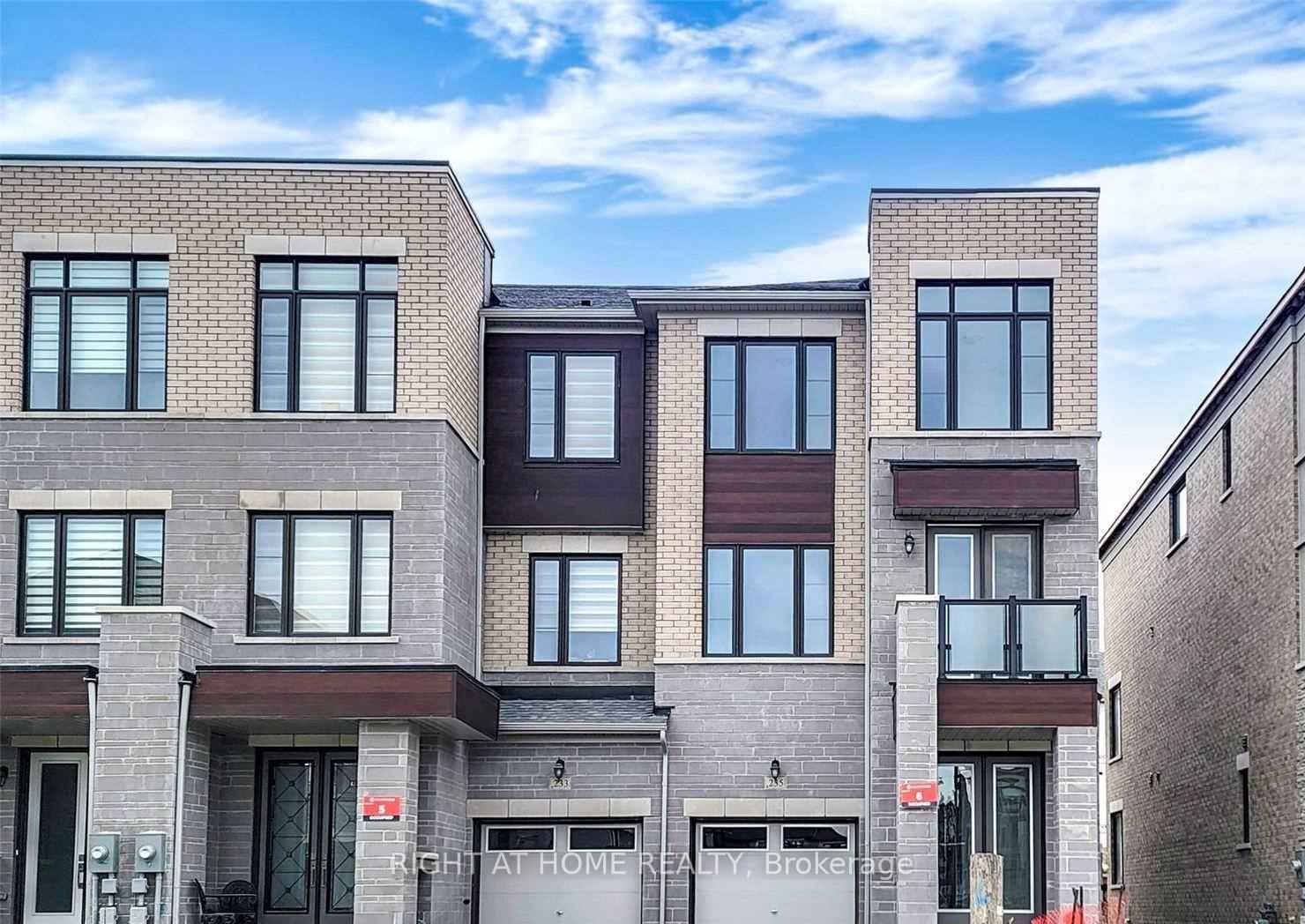 235-vermont-avenue-newmarket-ontario-n13555404