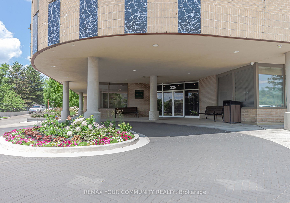 326-major-mackenzie-drive-e-richmond-hill-ontario-n13555656
