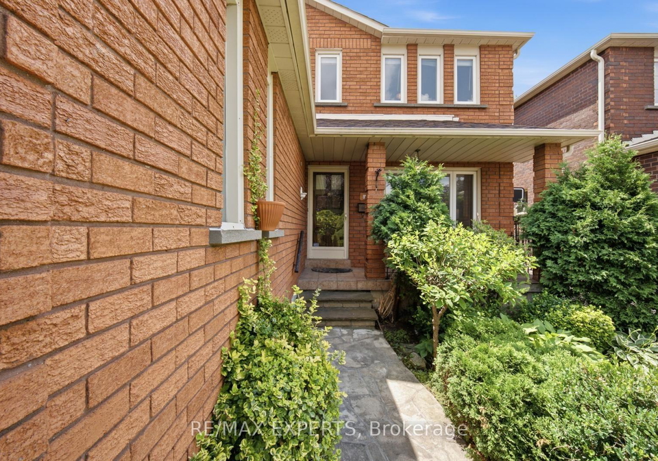 221-judith-avenue-vaughan-ontario-n13555802