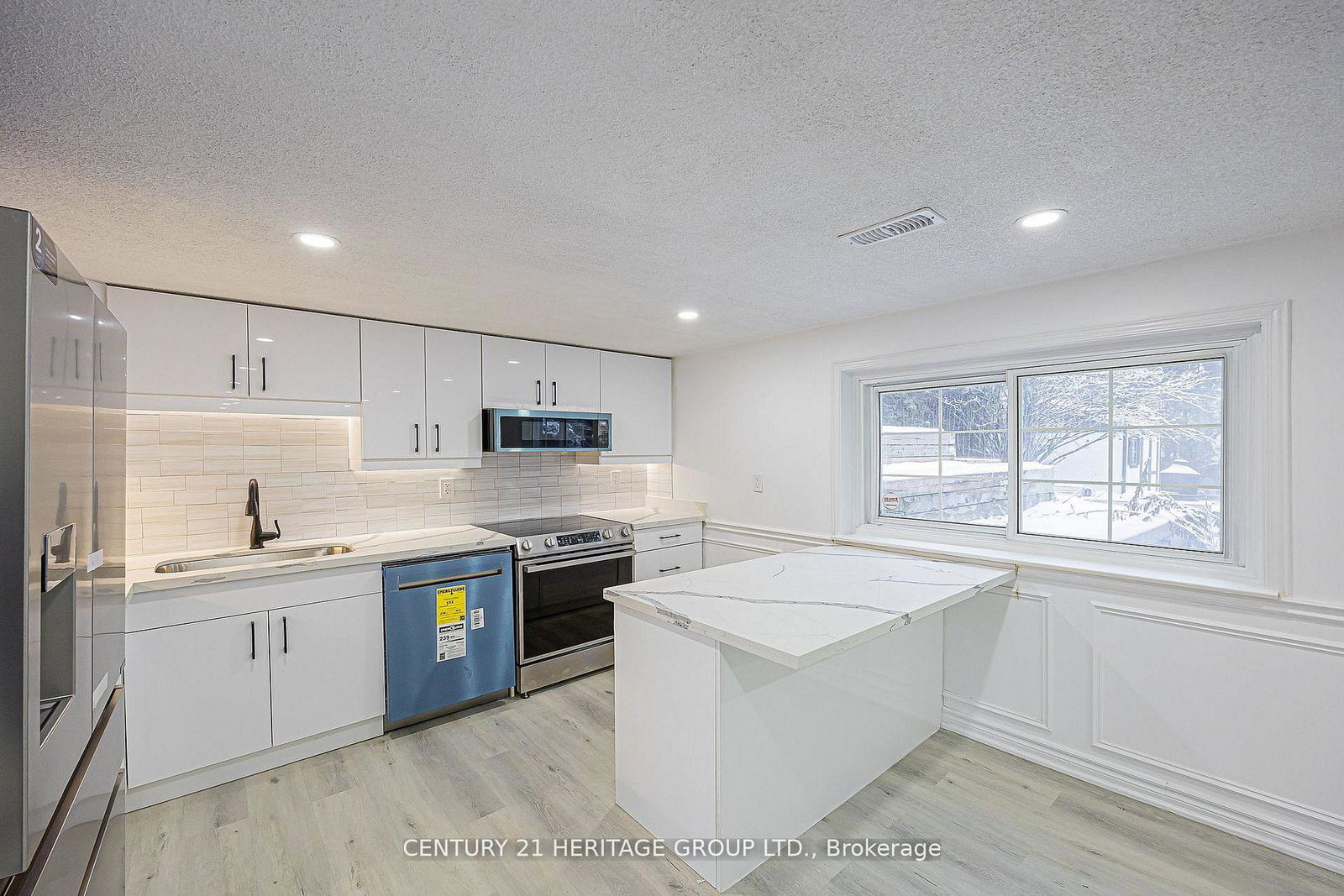 60-fairway-drive-aurora-ontario-n13556874