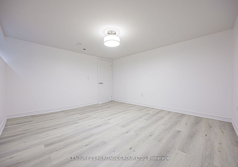 60-fairway-drive-aurora-ontario-n13556874