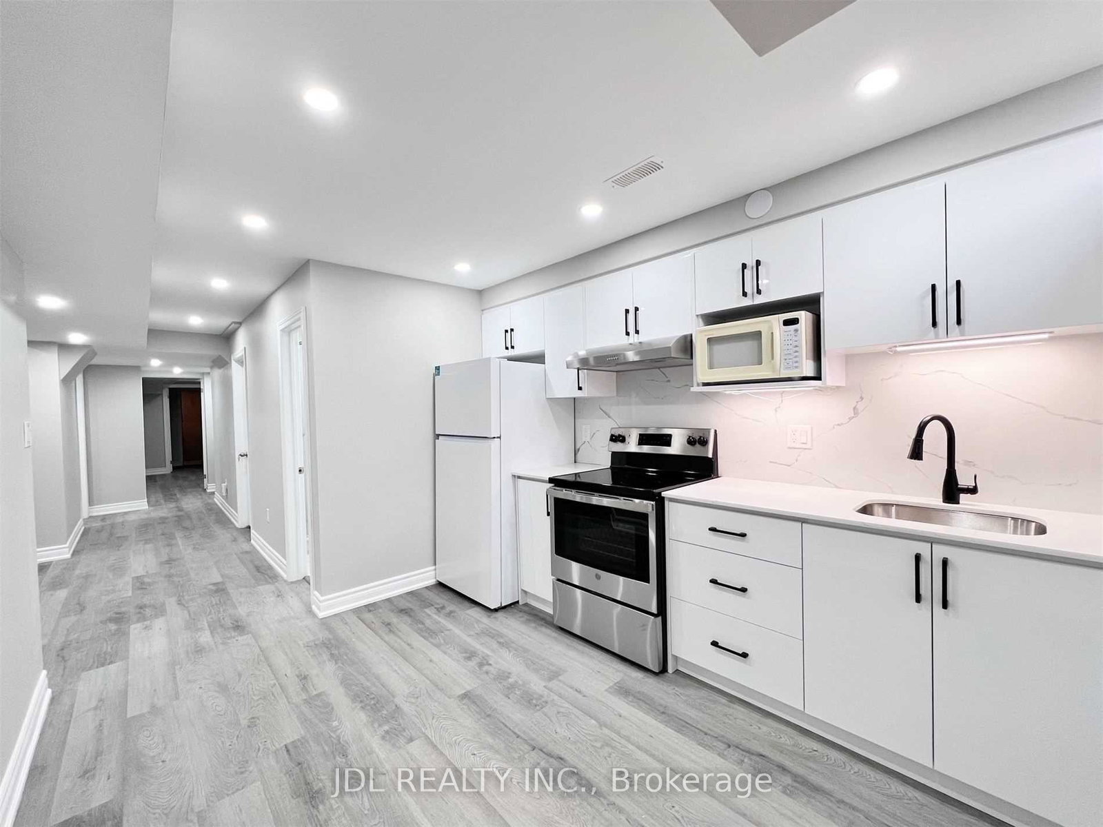 43-portage-avenue-richmond-hill-ontario-n13557096