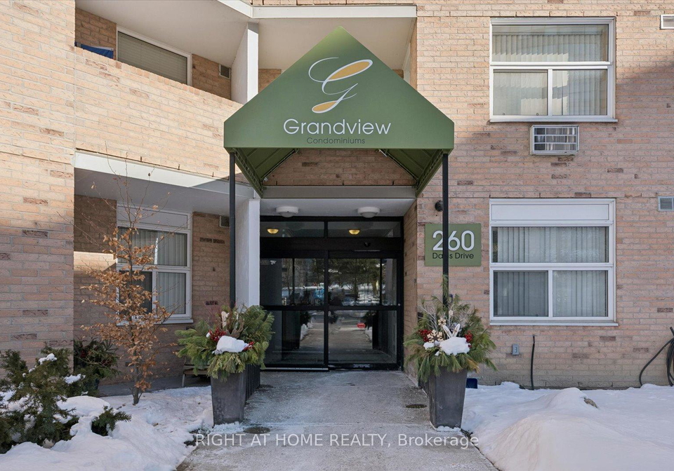 260-davis-drive-newmarket-ontario-n13557486