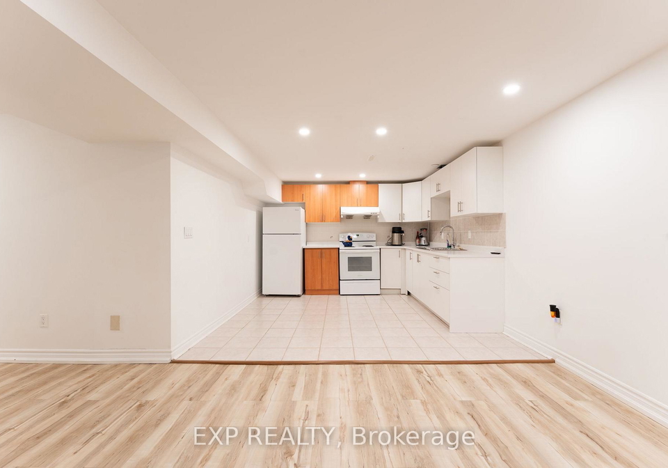 12-pearl-gate-court-richmond-hill-ontario-n13557630