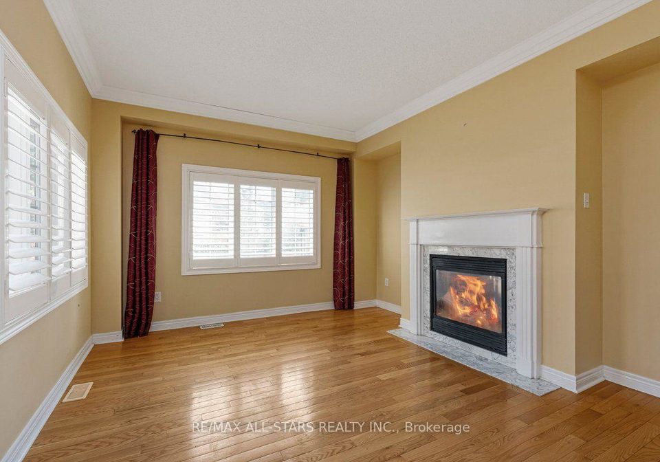 113-louisbourg-way-markham-ontario-n13557694