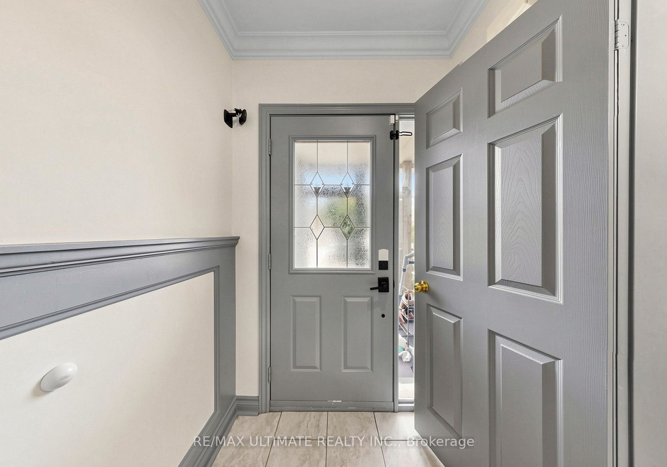 131-foxchase-avenue-vaughan-ontario-n13558362