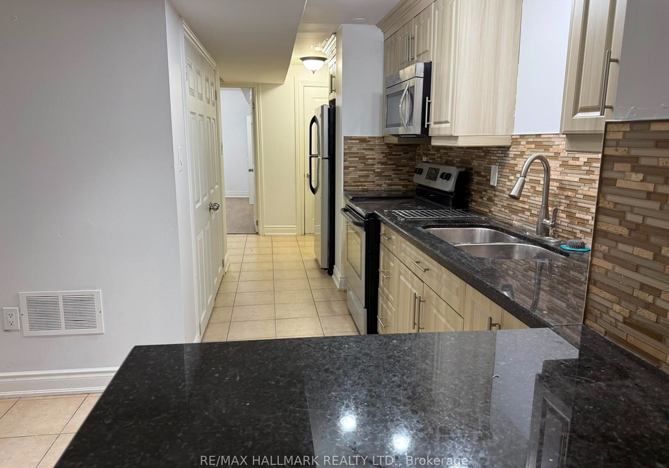 209-old-colony-road-s-richmond-hill-ontario-n13559538