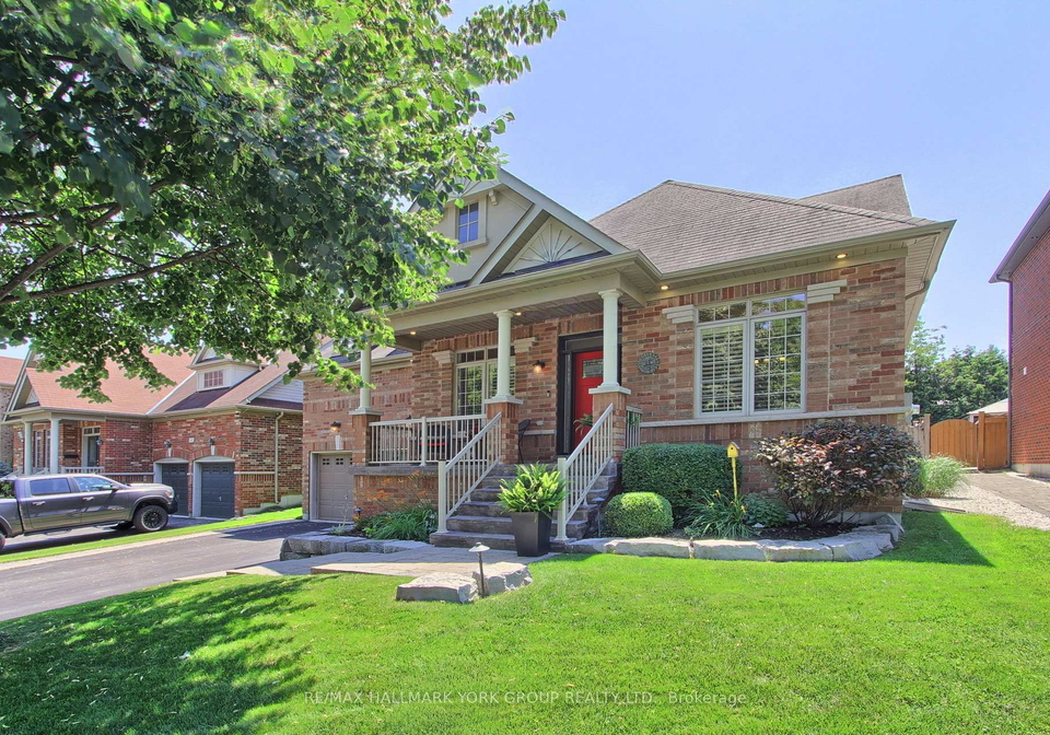 1078-bob-scott-court-newmarket-ontario-n13559886