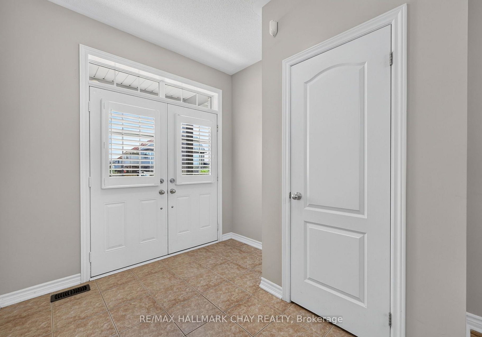 72-decarolis-crescent-essa-ontario-n13559920