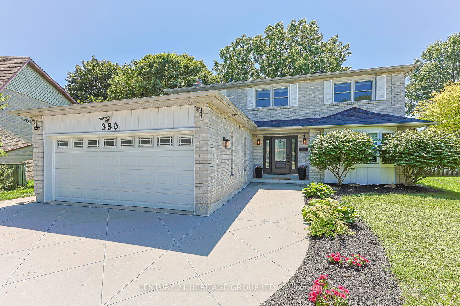 380-selby-crescent-newmarket-ontario-n13559958