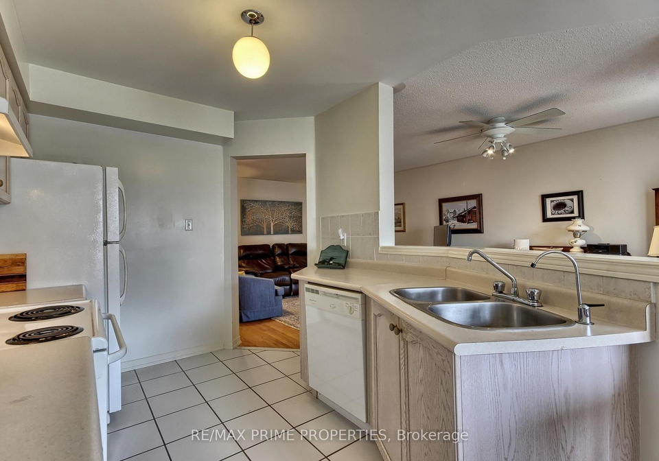 39-laurendale-avenue-georgina-ontario-n13560050