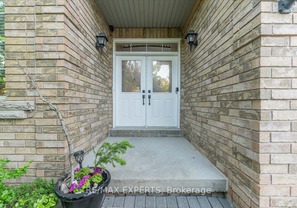 110-velmar-drive-vaughan-ontario-n13560554