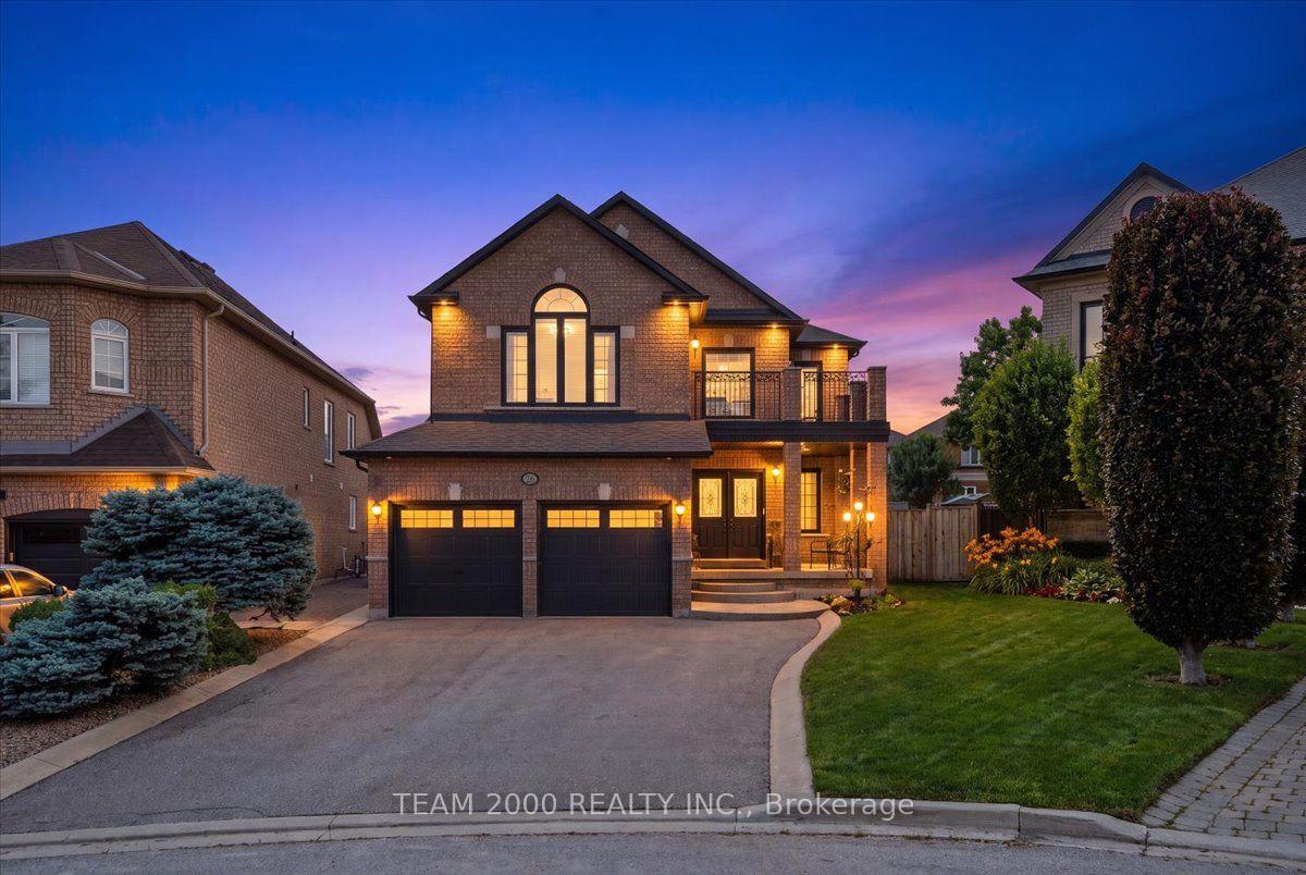 26-crown-crescent-vaughan-ontario-n13560624