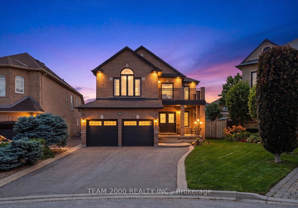 26-crown-crescent-vaughan-ontario-n13560624