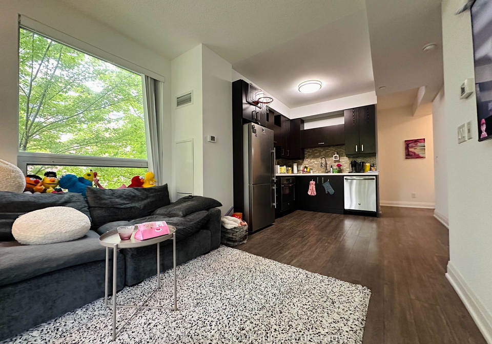 28-uptown-drive-markham-ontario-n13561136