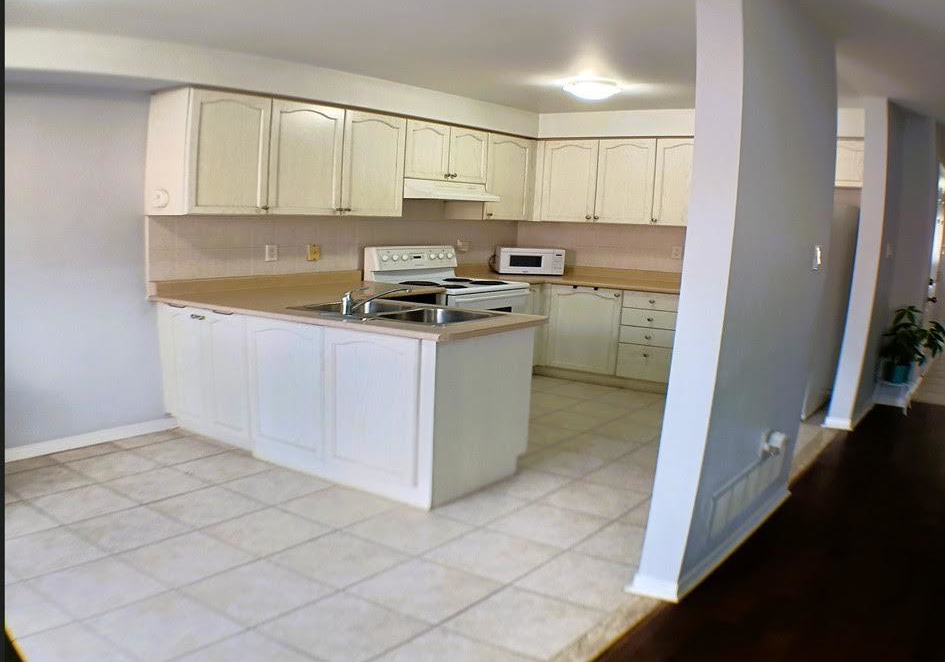761-joe-persechini-drive-newmarket-ontario-n13561616