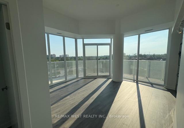 10-flavelle-trail-vaughan-ontario-n13561770