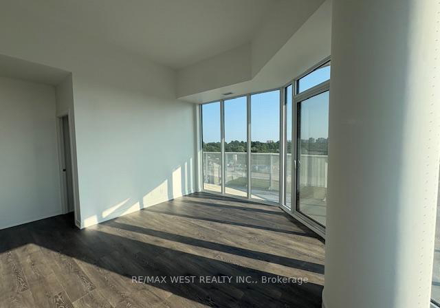 10-flavelle-trail-vaughan-ontario-n13561770