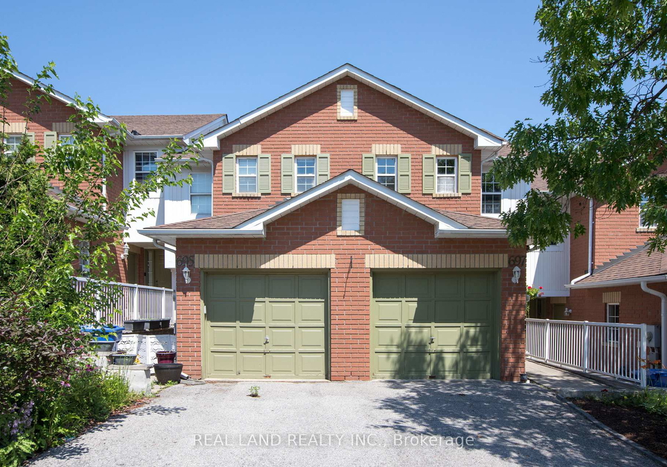 697-limpert-terrace-newmarket-ontario-n13561794