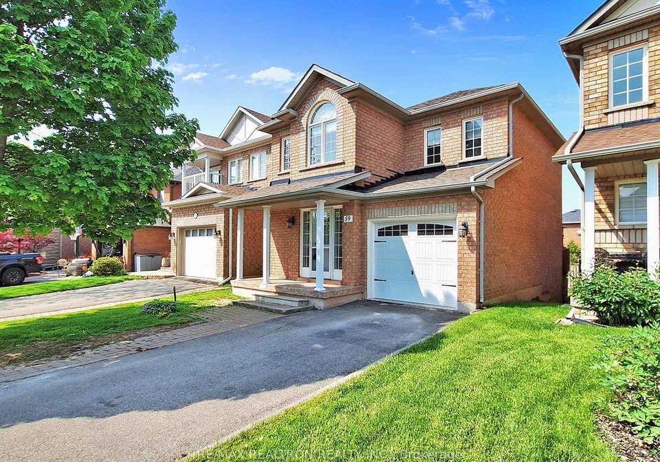 59-goyo-gate-vaughan-ontario-n13561874