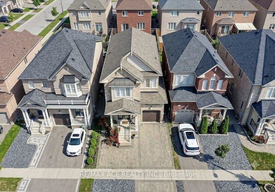 10-andreeta-drive-vaughan-ontario-n13562160