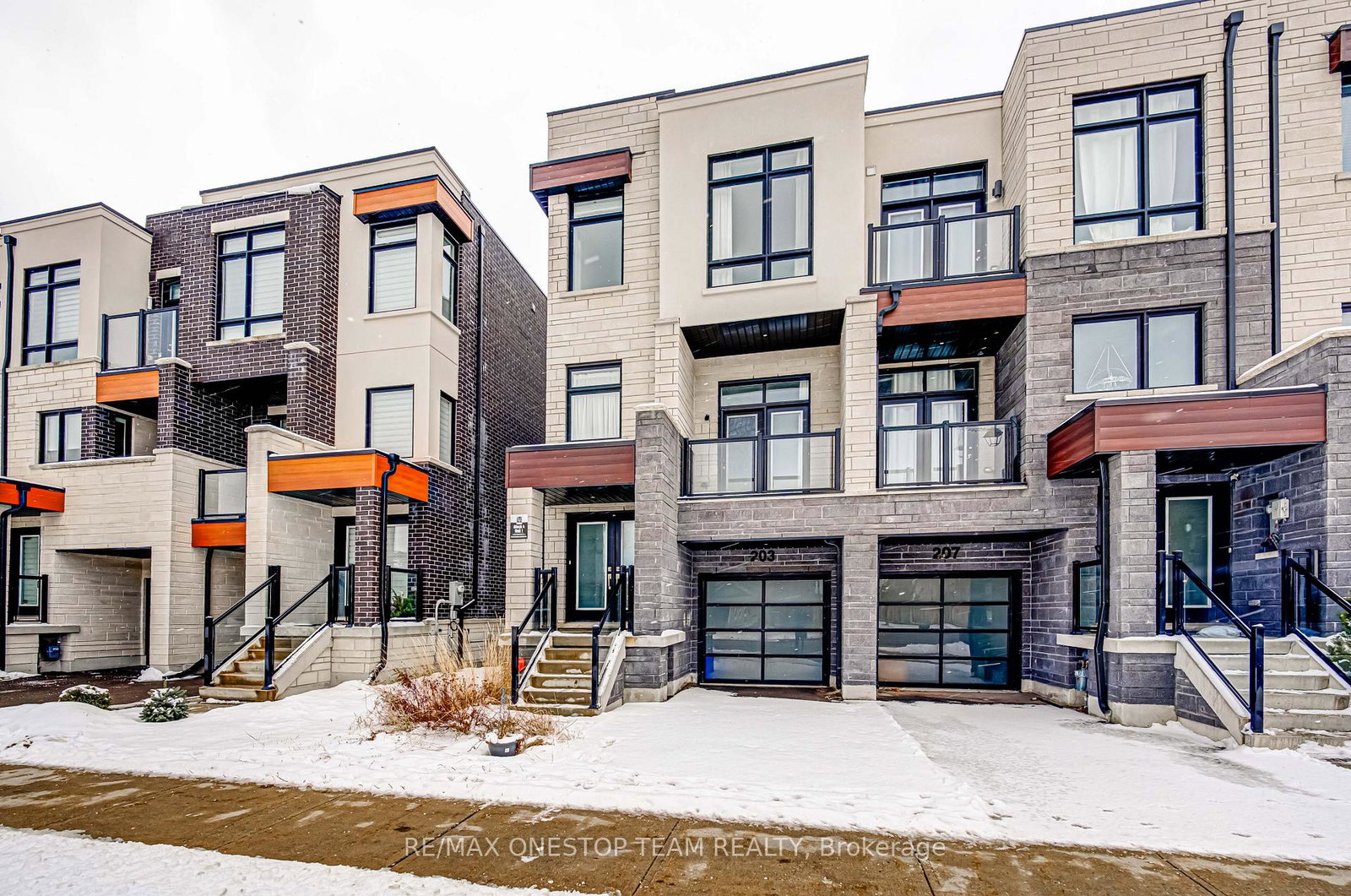 203-lebovic-campus-drive-vaughan-ontario-n13562476