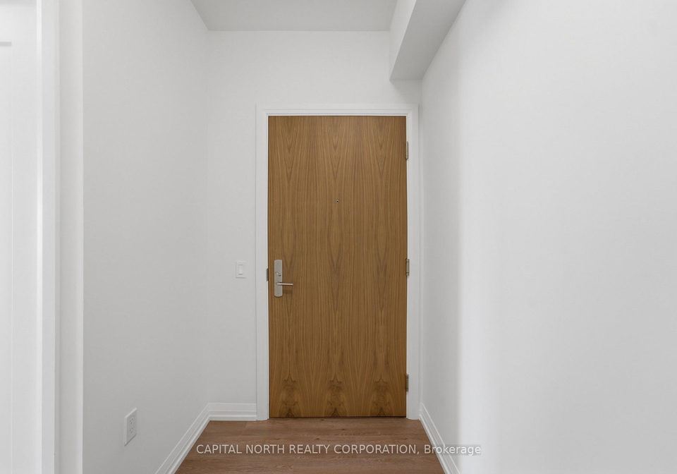 27-korda-gate-vaughan-ontario-n13562640